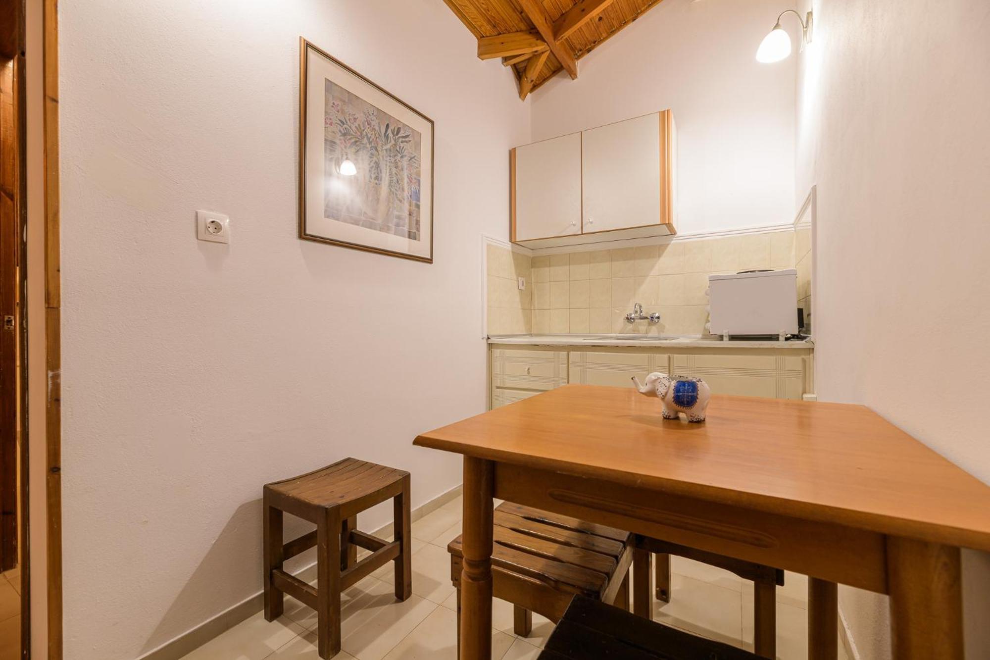 Denise Studios And Apartments Argassi Exteriér fotografie