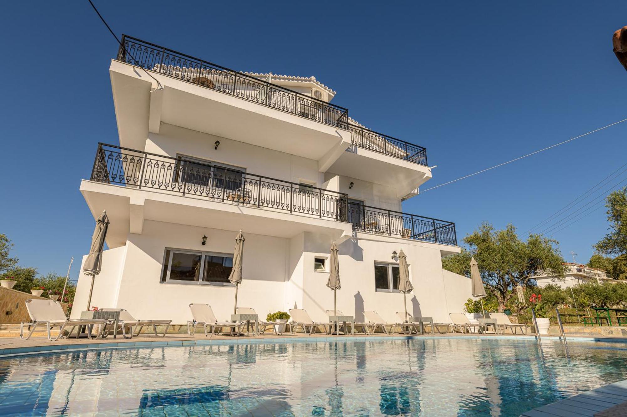 Denise Studios And Apartments Argassi Exteriér fotografie