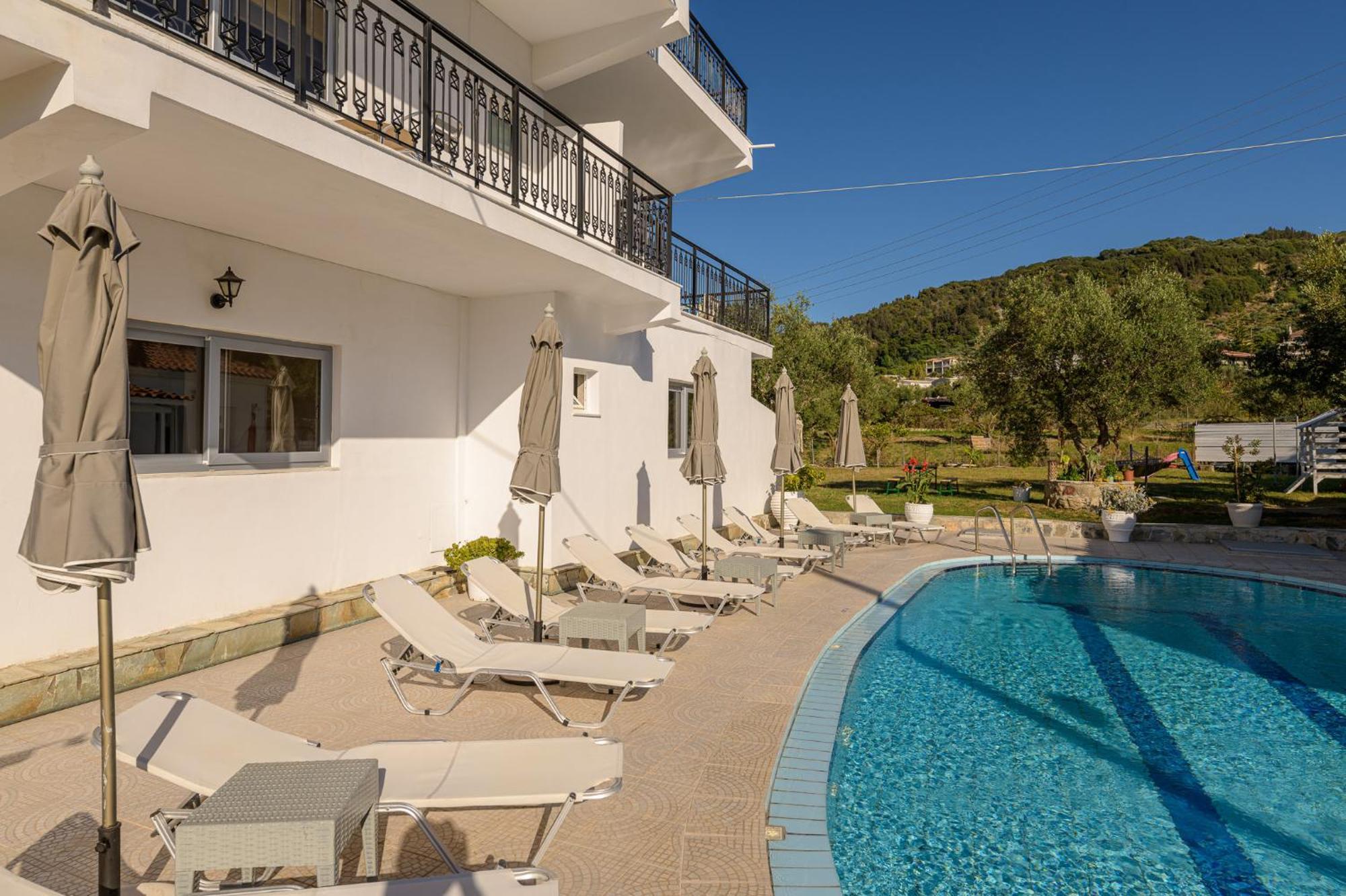 Denise Studios And Apartments Argassi Exteriér fotografie